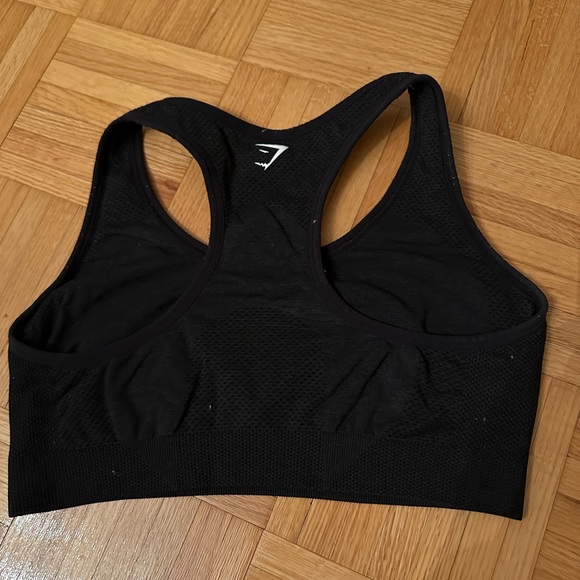 Black Seamless Crop top - Picture 2 of 2